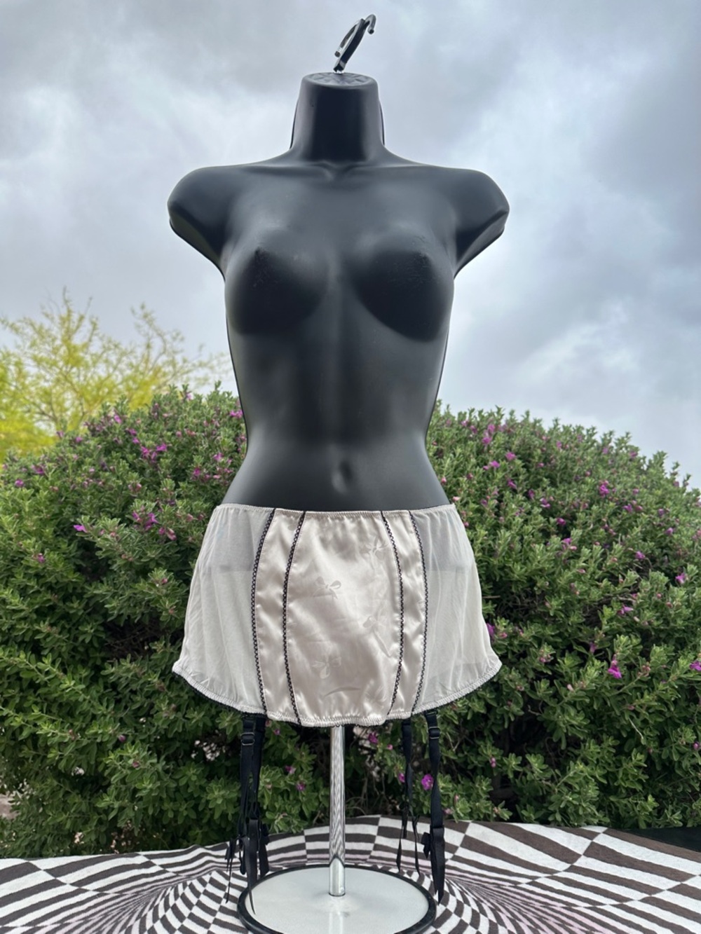 Victoria’s Secret brand new gather belt size Small